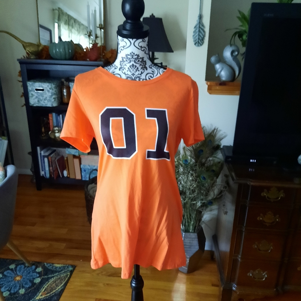 NWOT GENERAL Lee women's tshirt